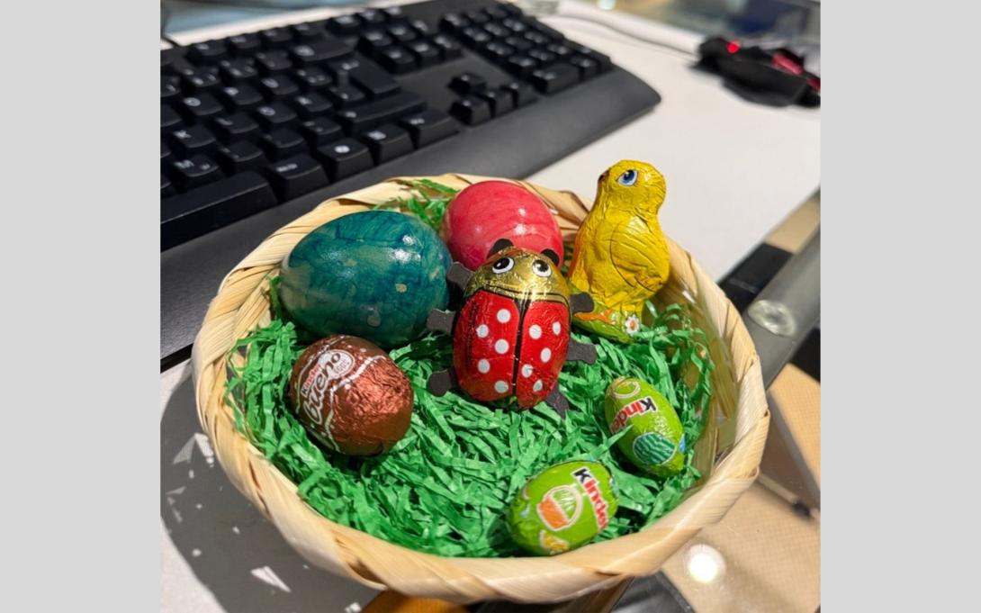 SOFTAGE feiert Ostern mit einem kleinen Snack Nest für alle Kollegen